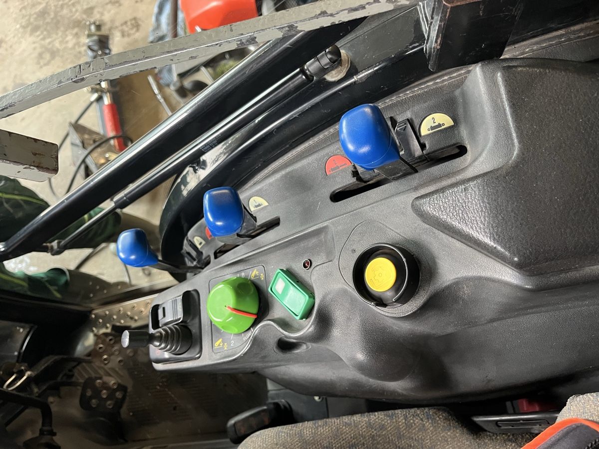 Deutz Trattori: Deutz Fahr Agroplus S 75 – Usato da Grabs venduto da ObVetsch 6