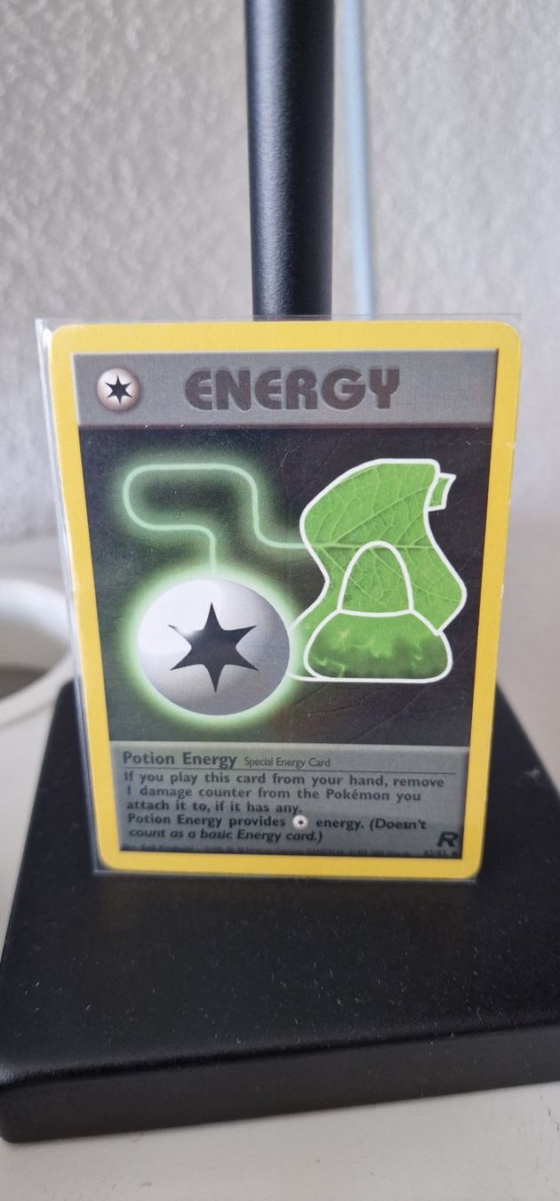 Pokémon Carte collezionabili: Potion Energy 82/82  LP Pokemon Card – Usato da Dietikon venduto da gab_qz7y
