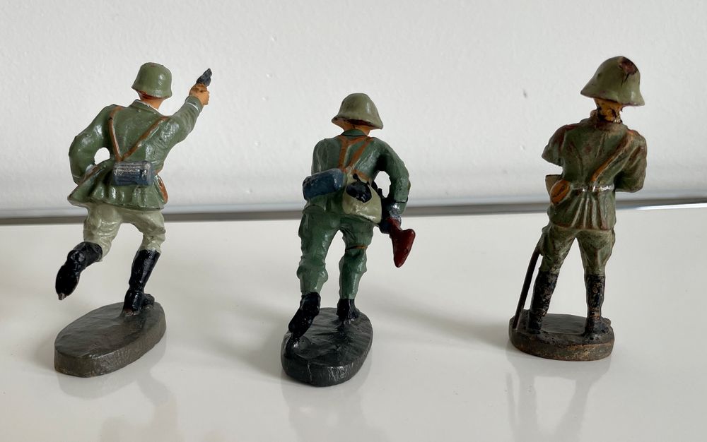 3x Spielzeugfiguren Elastolin Wehrmacht WWII 2