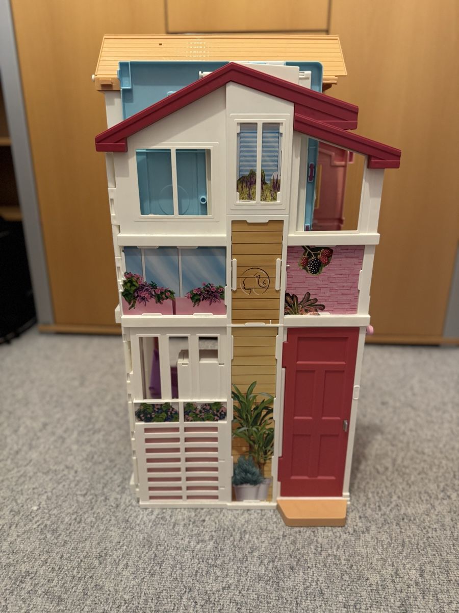 Barbie Case e mobili per bambole: Barbie Haus – Usato da Gümligen venduto da PSK 2