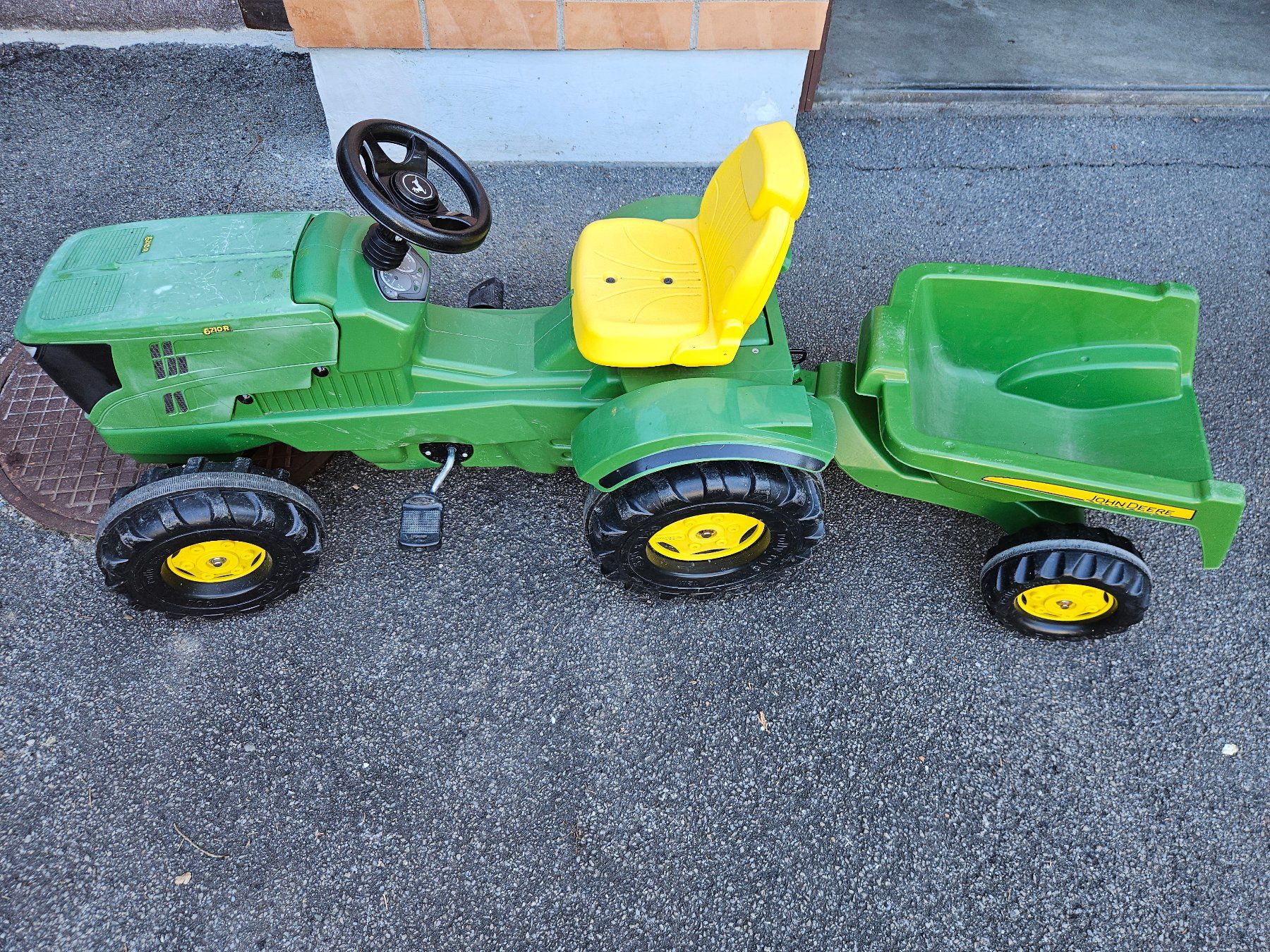 John Deere Veicoli per bambini: Traktor mit Anhänger – Usato da Hünenberg venduto da lexli06