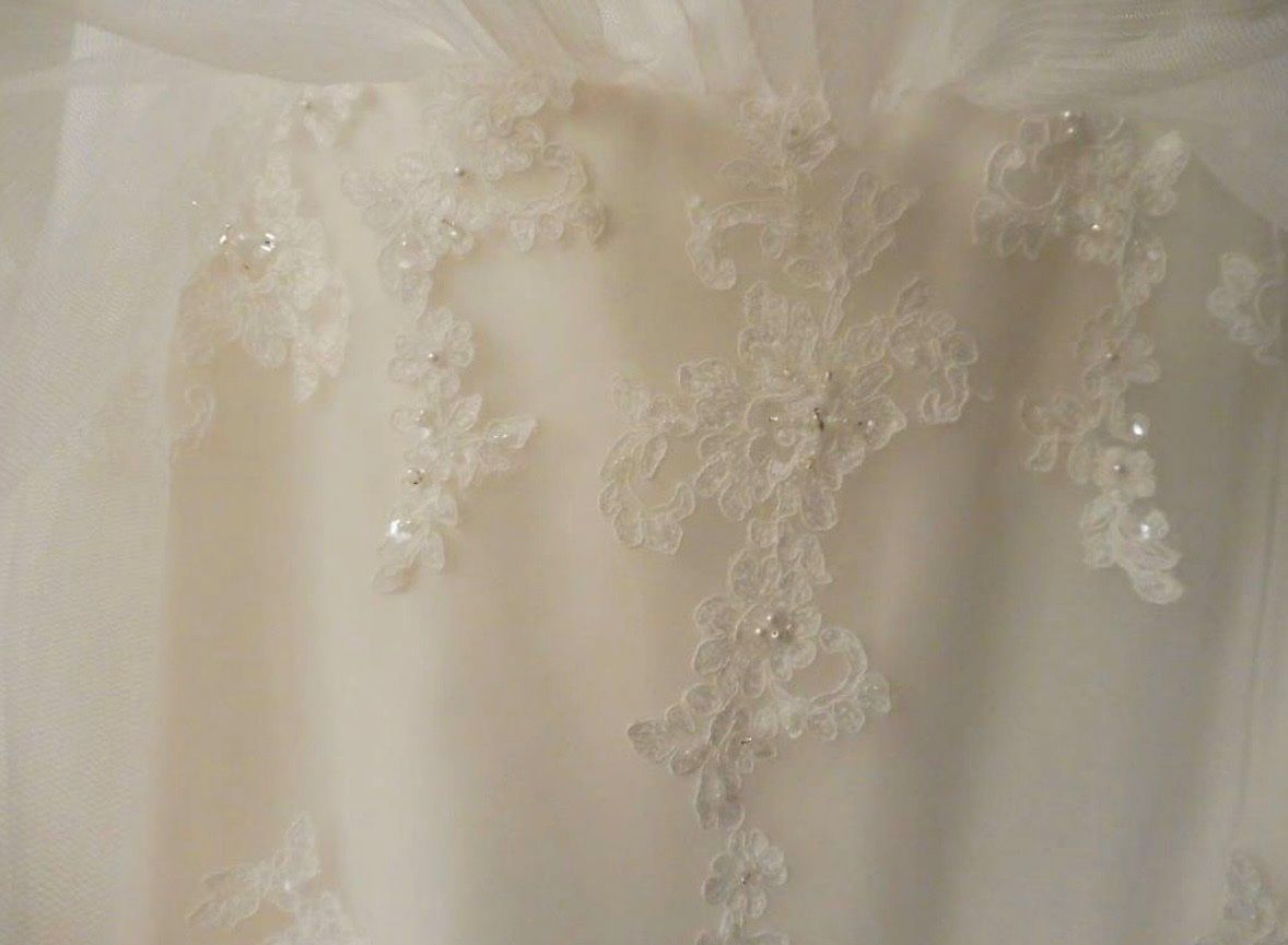 Vestiti: Hochzeitskleid / Brautkleid Gr. 42 – Usato da Grenchen venduto da jasi.wid 4
