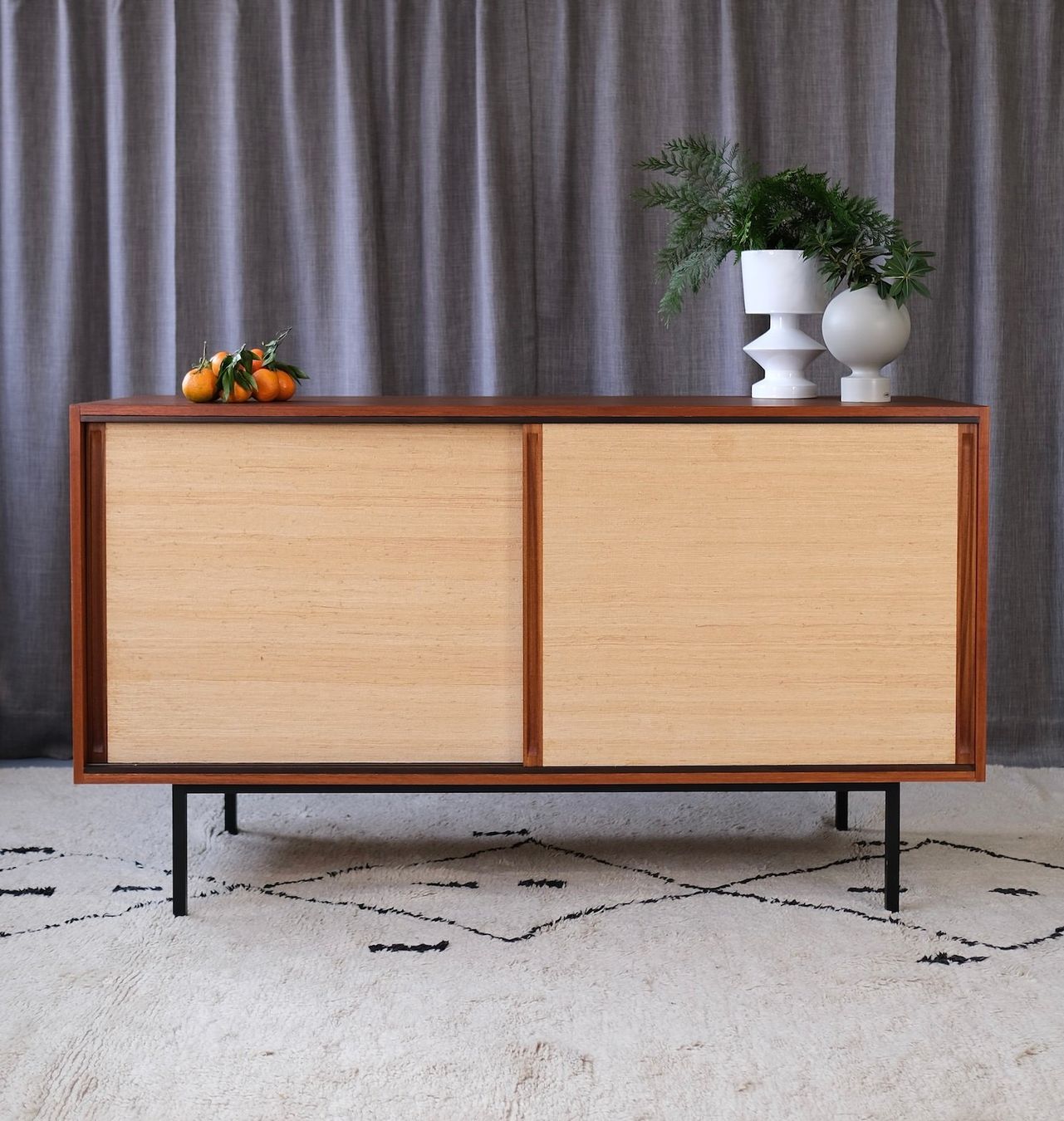Cassettiere: Dieter Wäckerlin Sideboard von Behr Möbel 1958 – Usato da Bern venduto da Zmodern_VIN 1