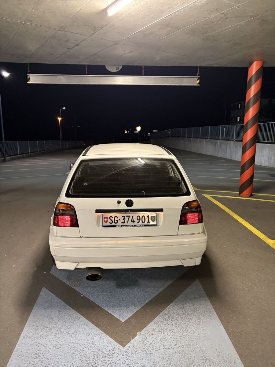 VW Automobili: VW Golf 3 2.8 VR6 – Usato da Oberuzwil venduto da petraschmid01 3