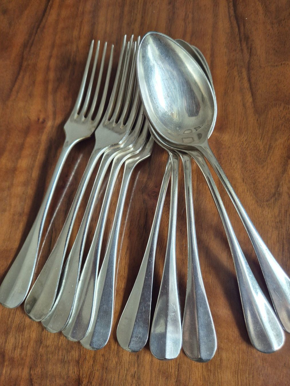 Set di posate: Besteck Set, Vintage, 5 Gabeln & 5 Löffel, Silberlook – Usato da Bern venduto da aronari 1