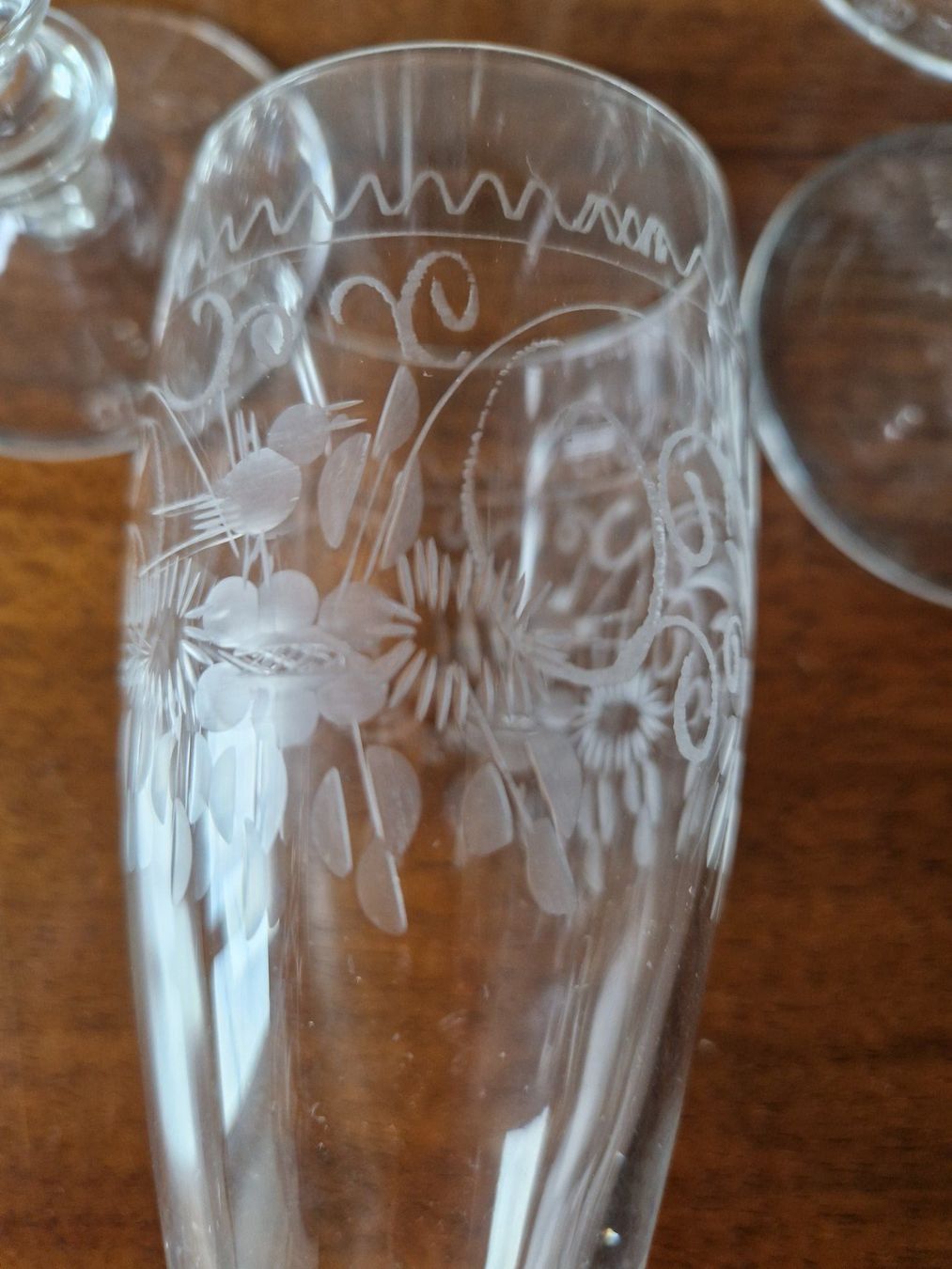 Gläser: 8 Theresienthal Champagnergläser, Radgravur – Neu (gemäss Beschreibung) aus Bern von Antikbatik 5