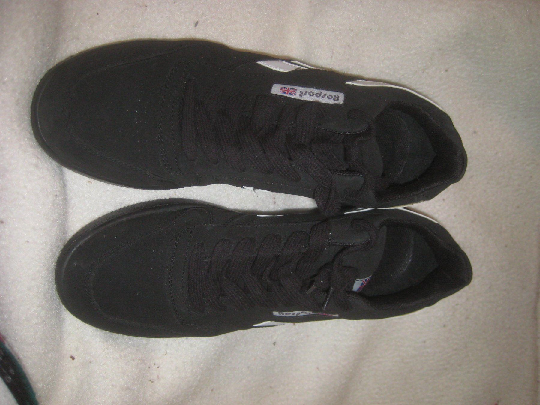 Scarpe da uomo: HERREN   LAUFSCHUHEN – Nuovo (secondo la descrizione) da Uster venduto da flocke1 3