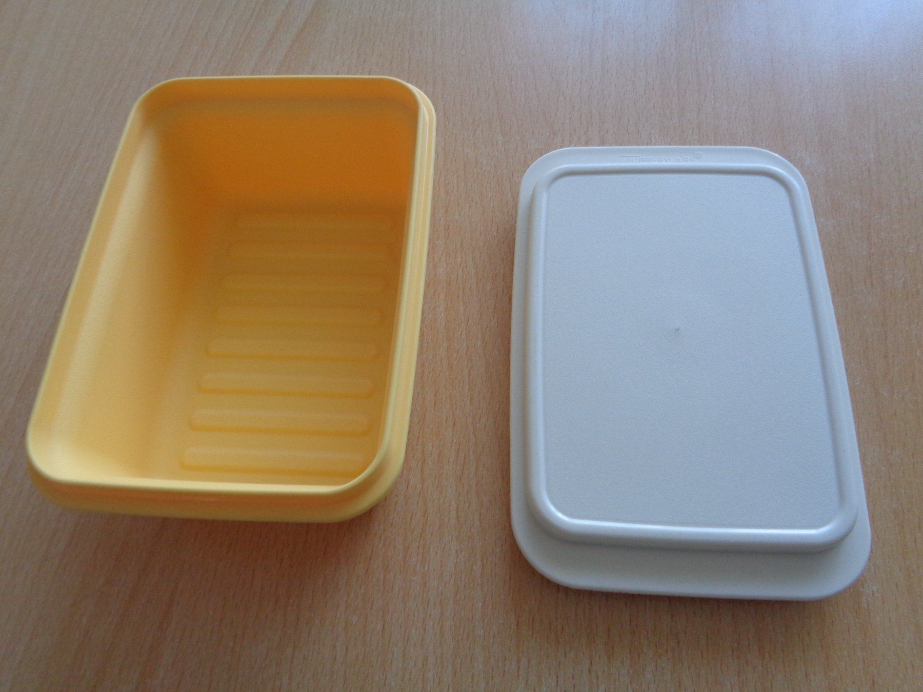 Tupperware Contenitori & Simili: Tupperware Butterschälchen – Usato da Dietikon venduto da chroetli77 1