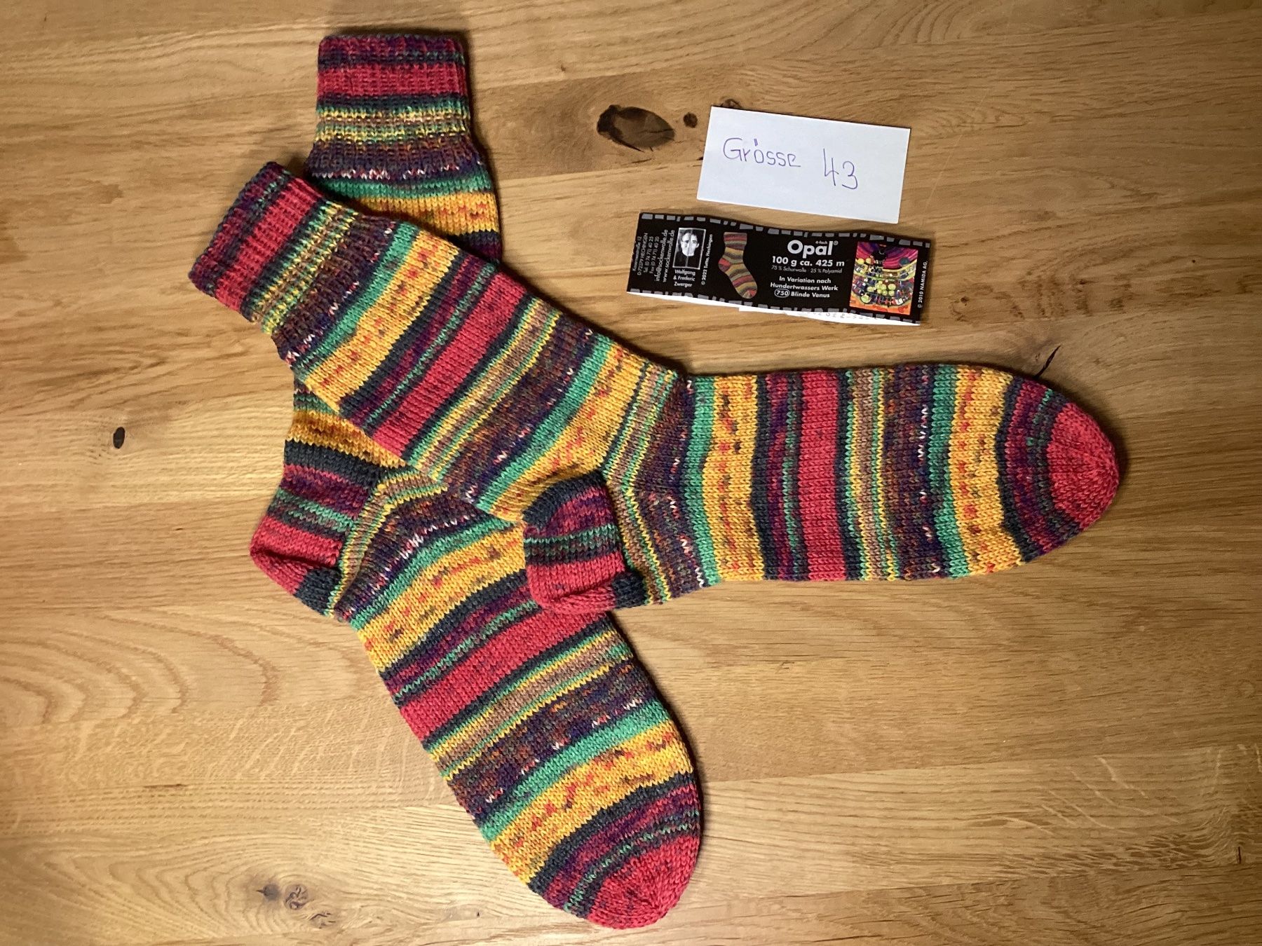 Calze: Handgestrickte Hundertwasser Socken – Nuovo e nell'imballaggio originale da Flawil venduto da kruemeli02