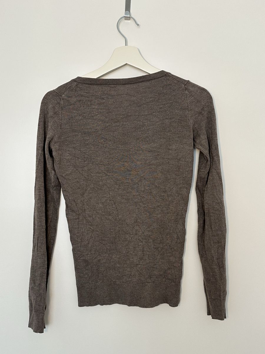 Maglioni & Felpe: Damen Pullover V-Ausschnitt braun – Usato da Luzern venduto da linnblake 1