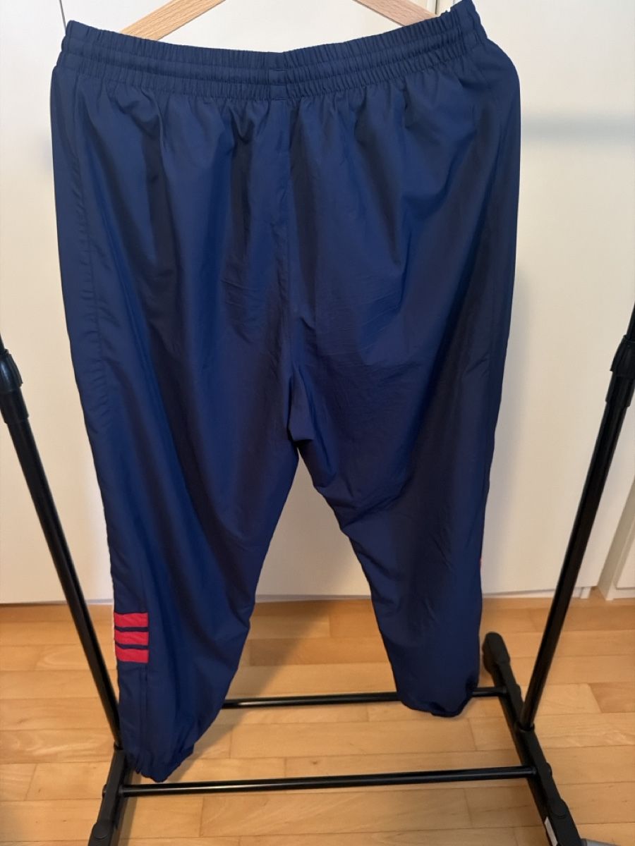 Adidas Hosen: Adidas training  – Gebraucht aus Sementina von bru_vpp5 2
