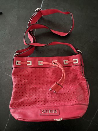 *Guess* Crossbody