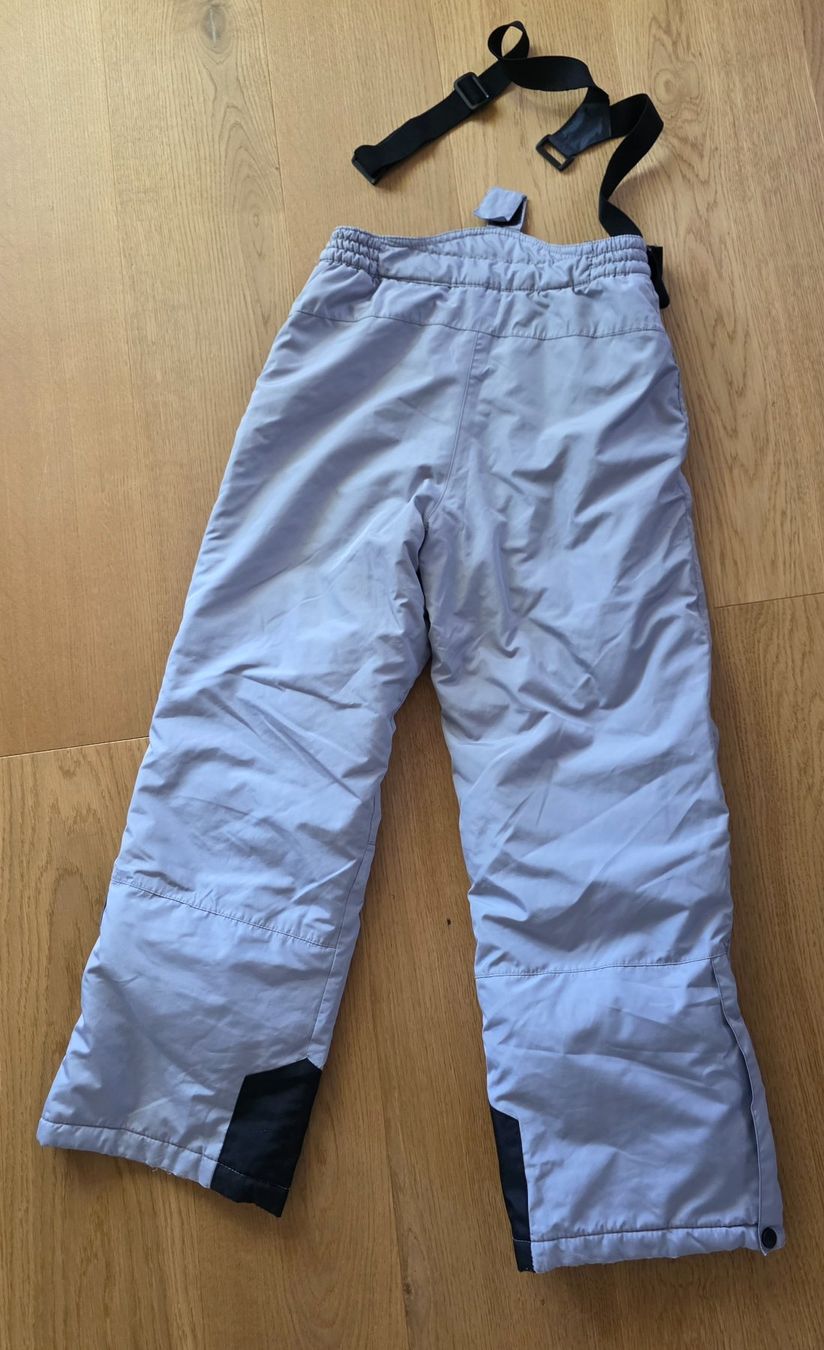Hosen: Skihose Marke Crane Gr 152 Farbe hellgrau – Gebraucht aus Richterswil von Rem2011