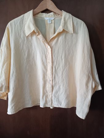Schöne Bluse H&M hellgelb kurz geschnitten guter Zustand