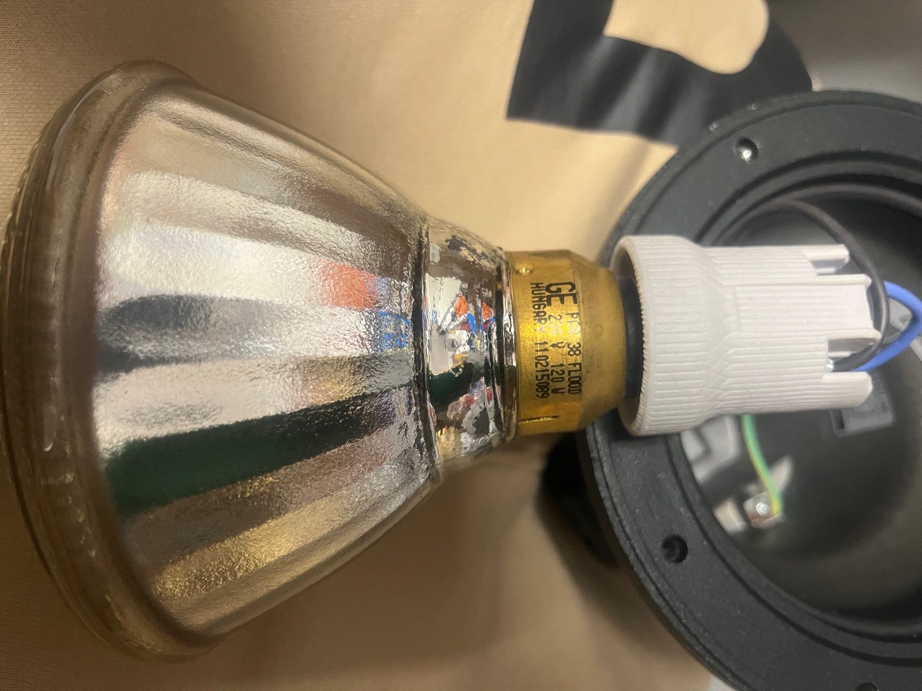 Lampen: Aussenlampe für Boden Montage oder Wand IP67 Schwarz – Neu und originalverpackt aus Münchenstein von pricehouse 9