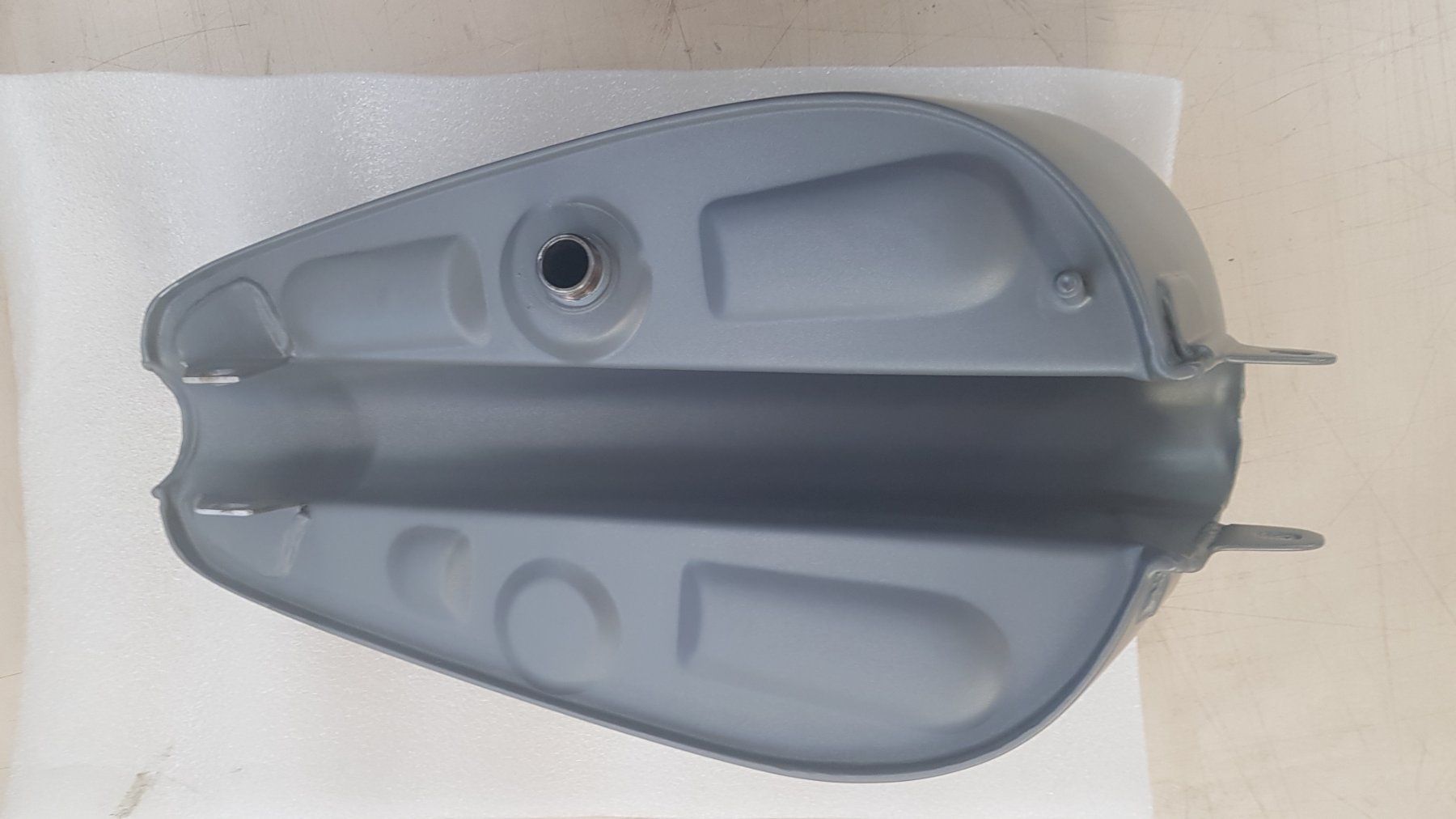 Harley-Davidson Accessori per altri veicoli: Harley Sportster Tank – Usato da Niederrohrdorf venduto da freestyle01 5