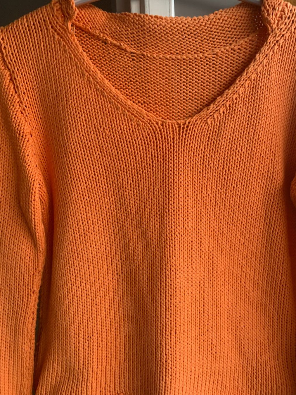 Pulls & Sweat-shirts: Pullover Grösse 34, orange – D'occasion à Laax GR par wil_66wq 1
