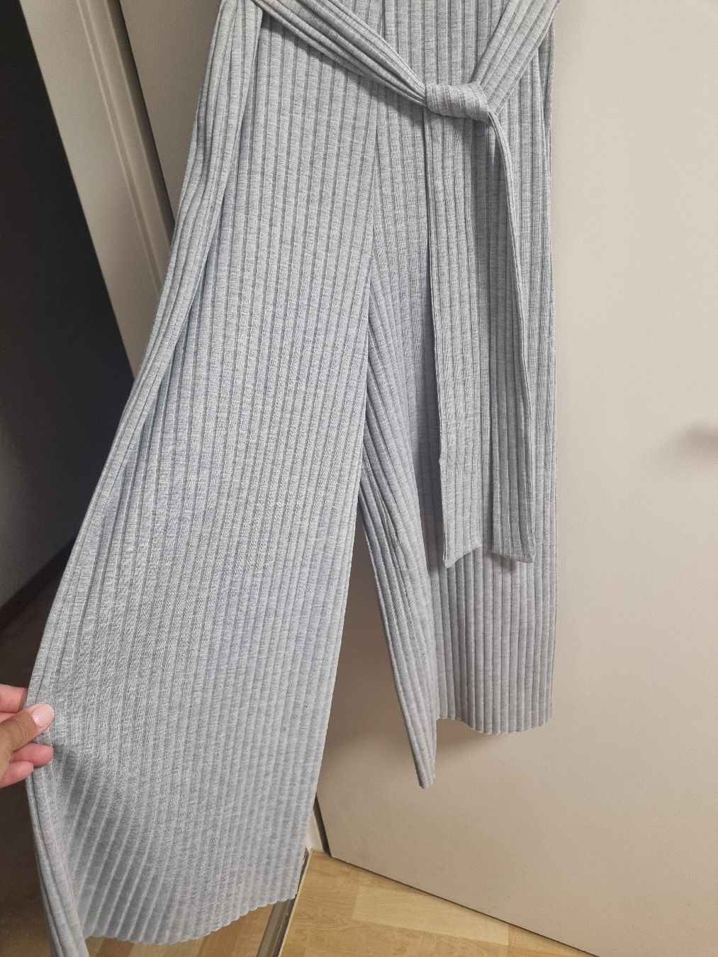 Mango Tute: Overall, Mango, Gr. M – Nuovo (secondo la descrizione) da Jonen venduto da Juliette_St 1