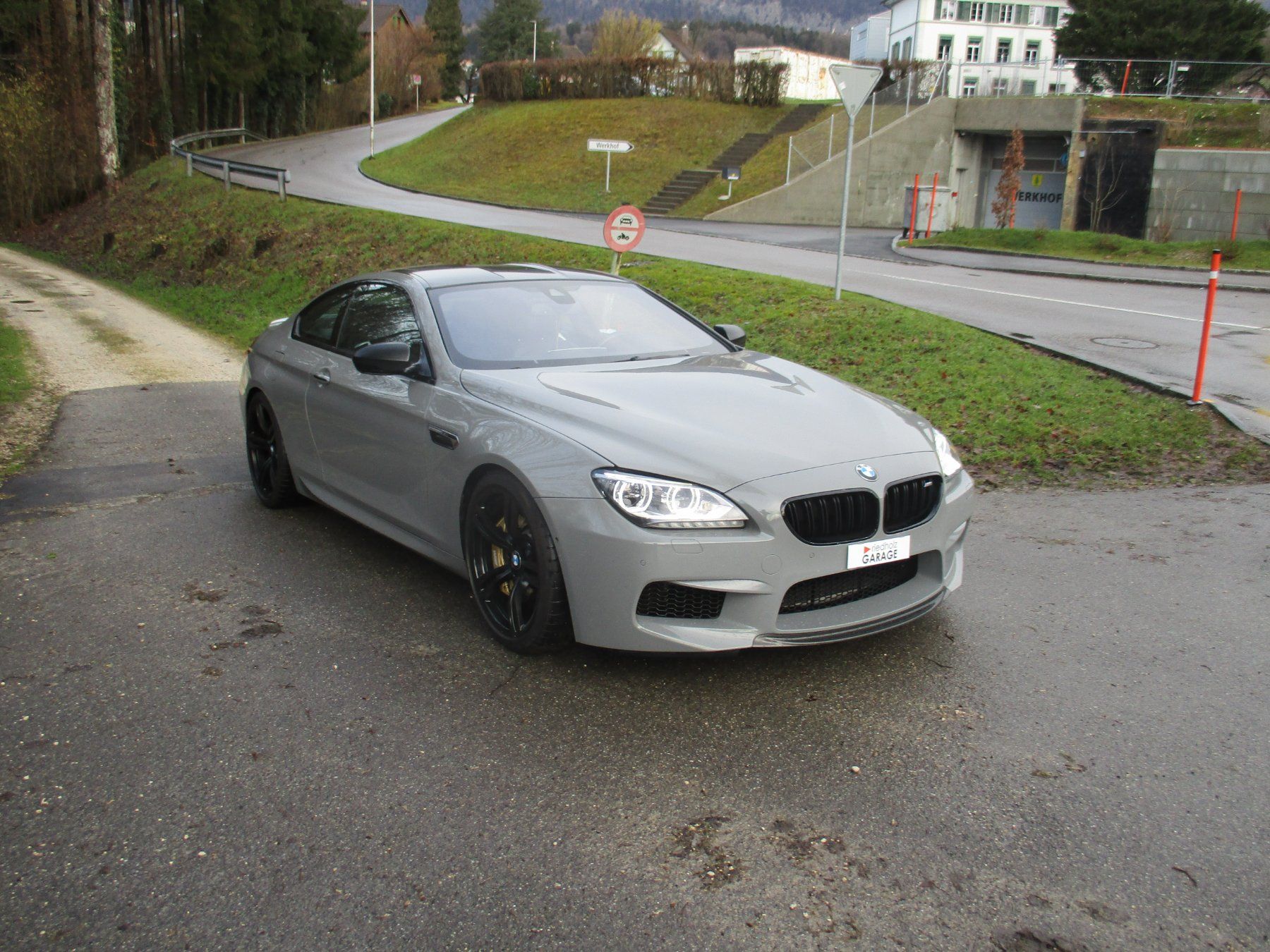 BMW Automobili: BMW M6 – Usato da Riedholz venduto da Riedholz-Garage 2