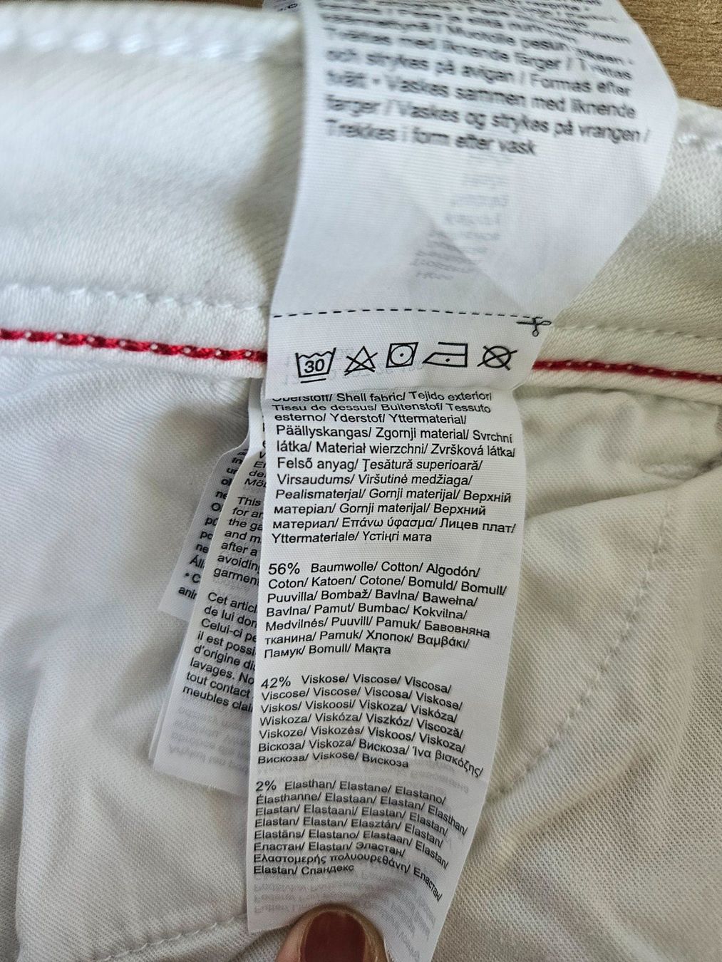 S.Oliver Pantaloni: Caprihose von s.Oliver Gr. 38 – Usato da Möriken AG venduto da pam66 7