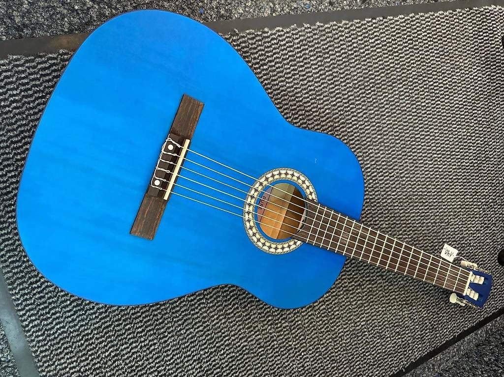 Instruments de musique: Classical Guitar Gewa 3 sizes and 4 colors – D'occasion à Morges par GvnMusic 2