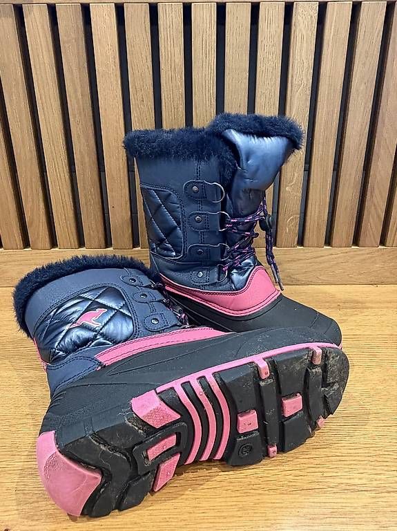 Scarpe per ragazze: Winter-/ Schneeschuhe Gr 36 – Usato da Luzeen venduto da Trapmal01 1