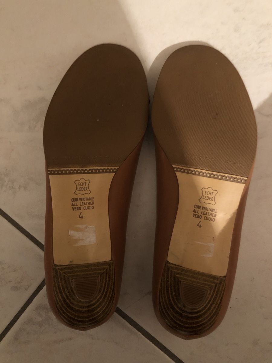 Damenschuhe: Pumps – Neu und originalverpackt aus Solothurn von Congela 2