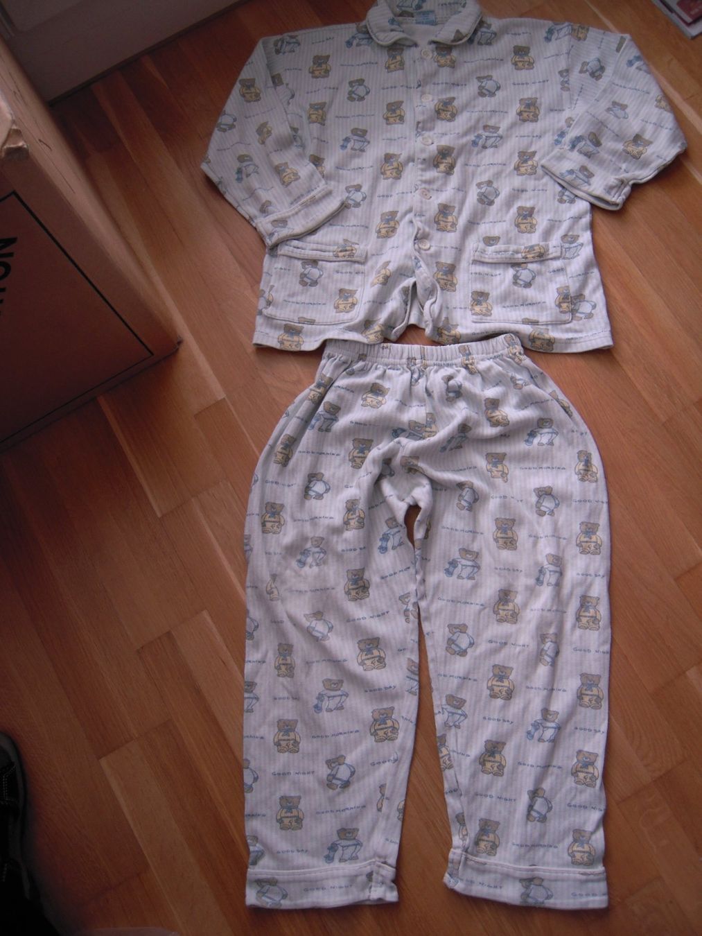 Pigiama & Simili: Pyjama Gr 122 / 128 – Usato da Uzwil venduto da visions77