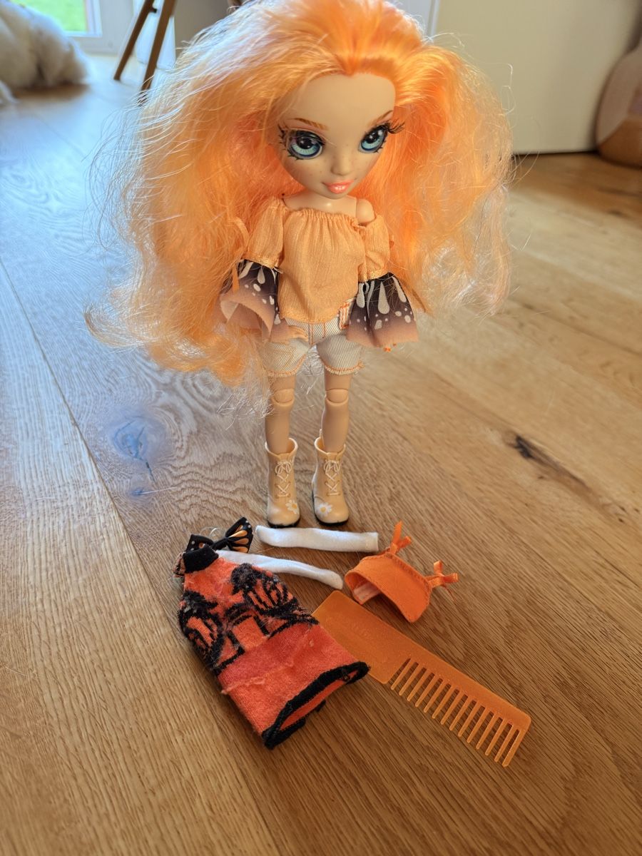Bambole: Rainbow Doll – Usato da Schlatt ZH venduto da yasi79