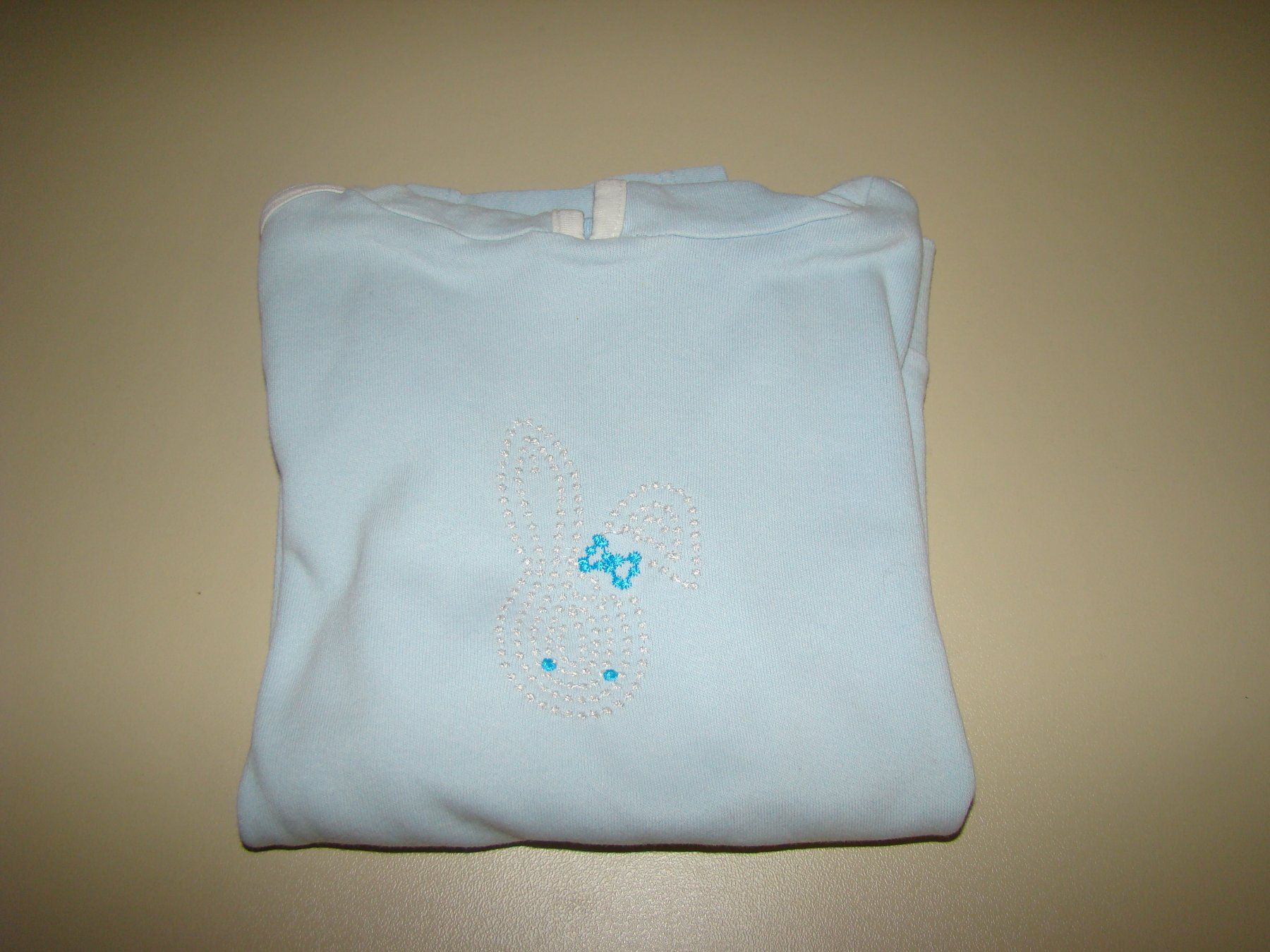 Blusen, T-Shirts & Tops: 3 T-Shirts Grösse 116 – Gebraucht aus Malters von burzi 1