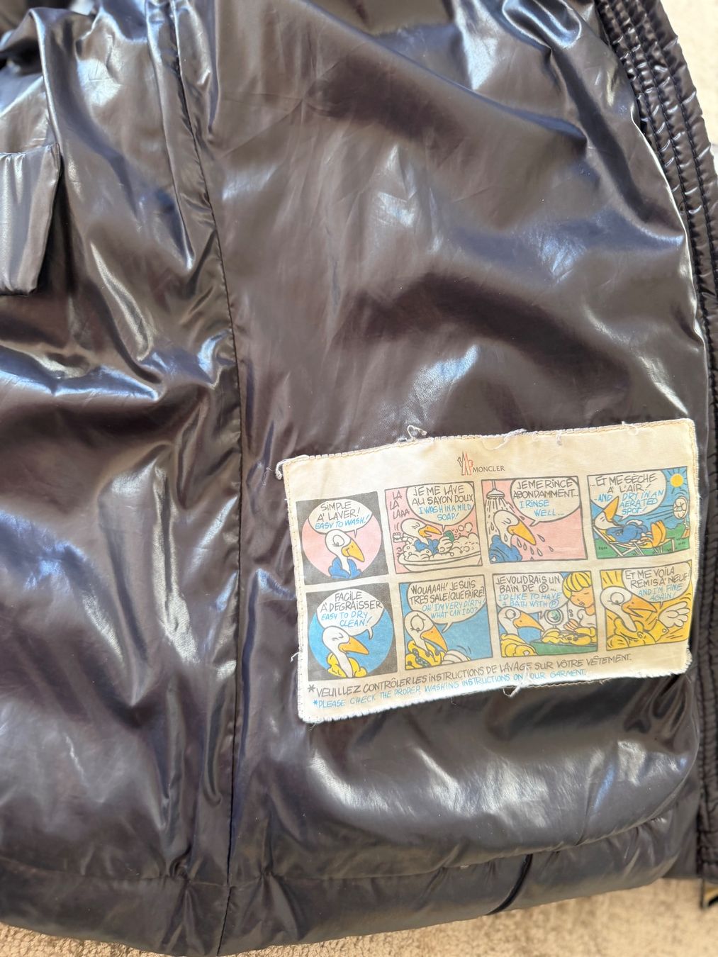 Moncler Vestes: Moncler Bady Gr 1, dunkelblau – D'occasion à Bern par Notary 8