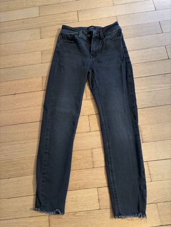 Vero Moda Damen Jeans schwarz Grösse XS/30 gebraucht