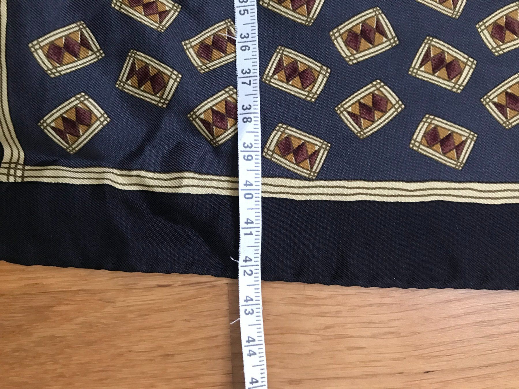 Autres vêtements & accessoires: Einstecktuch / Pochette mit Muster – D'occasion à Zug par WinCi 5