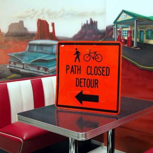 Ecriteaux: Path Closed Detour Verkehrsschild USA – D'occasion à Schalunen par schwabspielautomaten 1