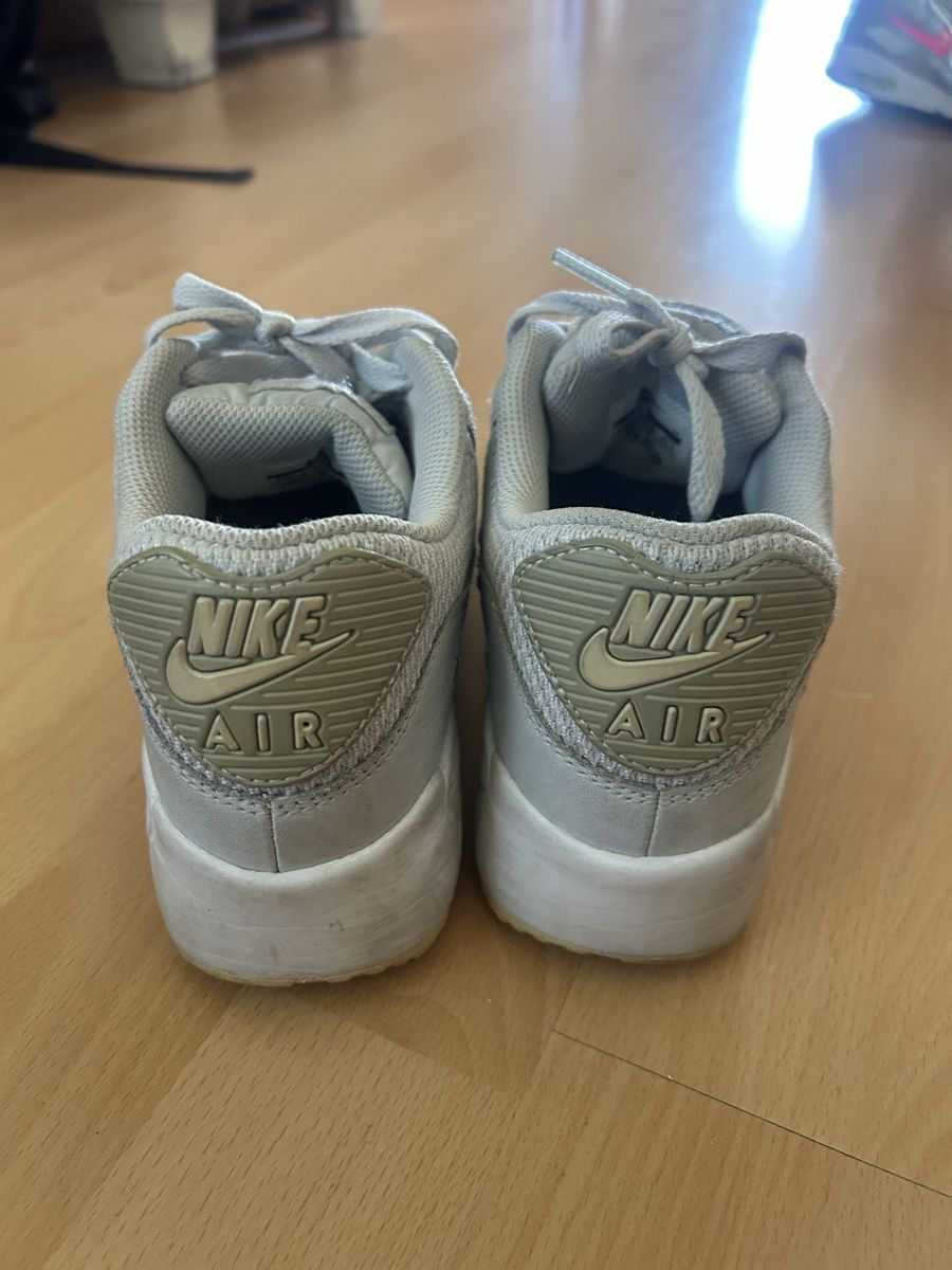 Nike Herrenschuhe: Nike Air Max 90 Grösse 36.5 gebraucht – Gebraucht aus Ostermundigen von HarleyQ3 1