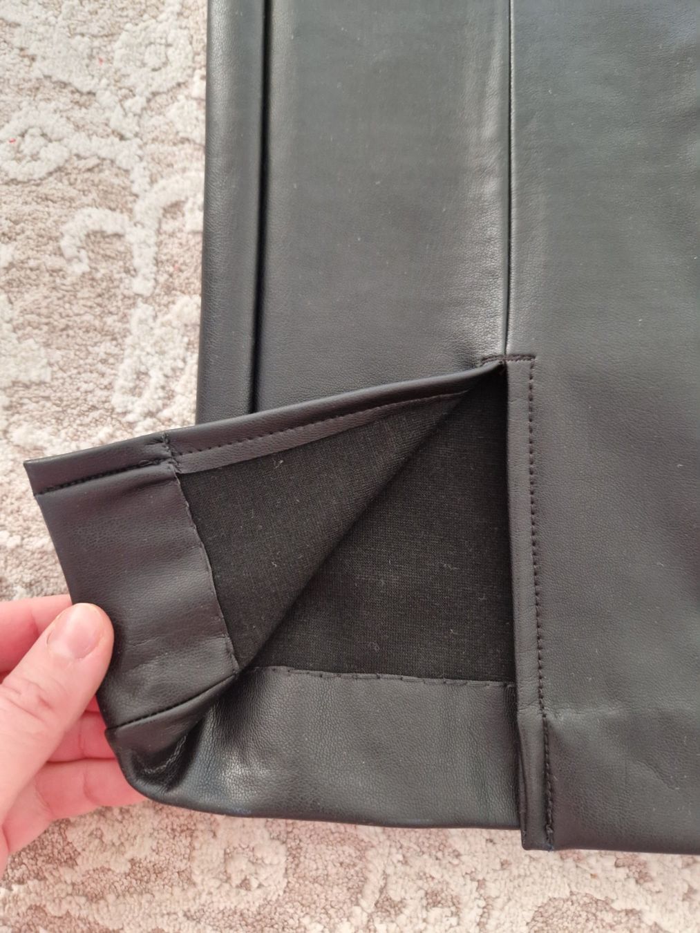 Esprit Pantaloni: Esprit hose Lederoptik Viskose Gr. 40 schwarz – Nuovo (secondo la descrizione) da Erlinsbach SO venduto da ULIKH 2