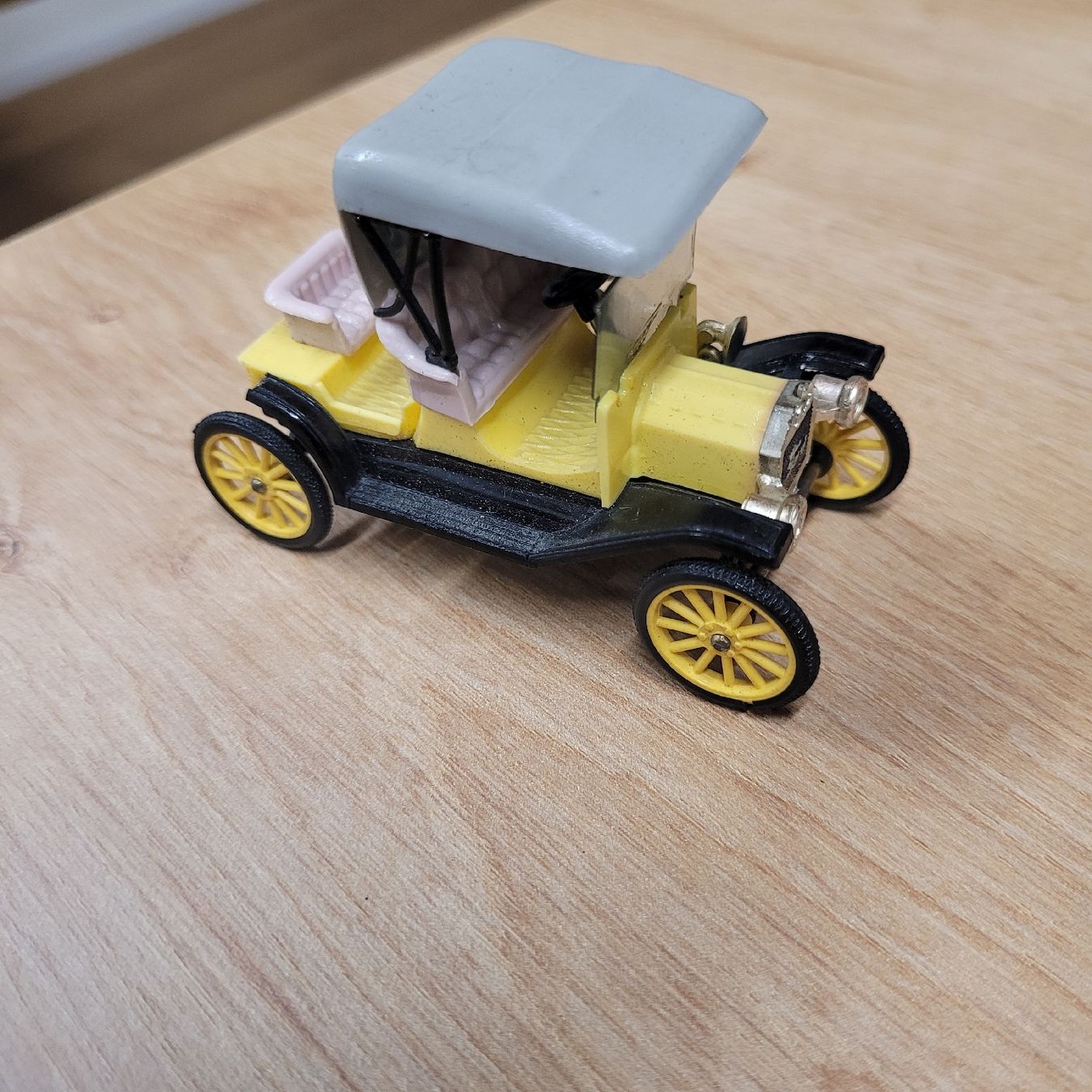 Ford Modellini d'auto: Modellautos Ford – Usato da Reichenburg venduto da AK307 1