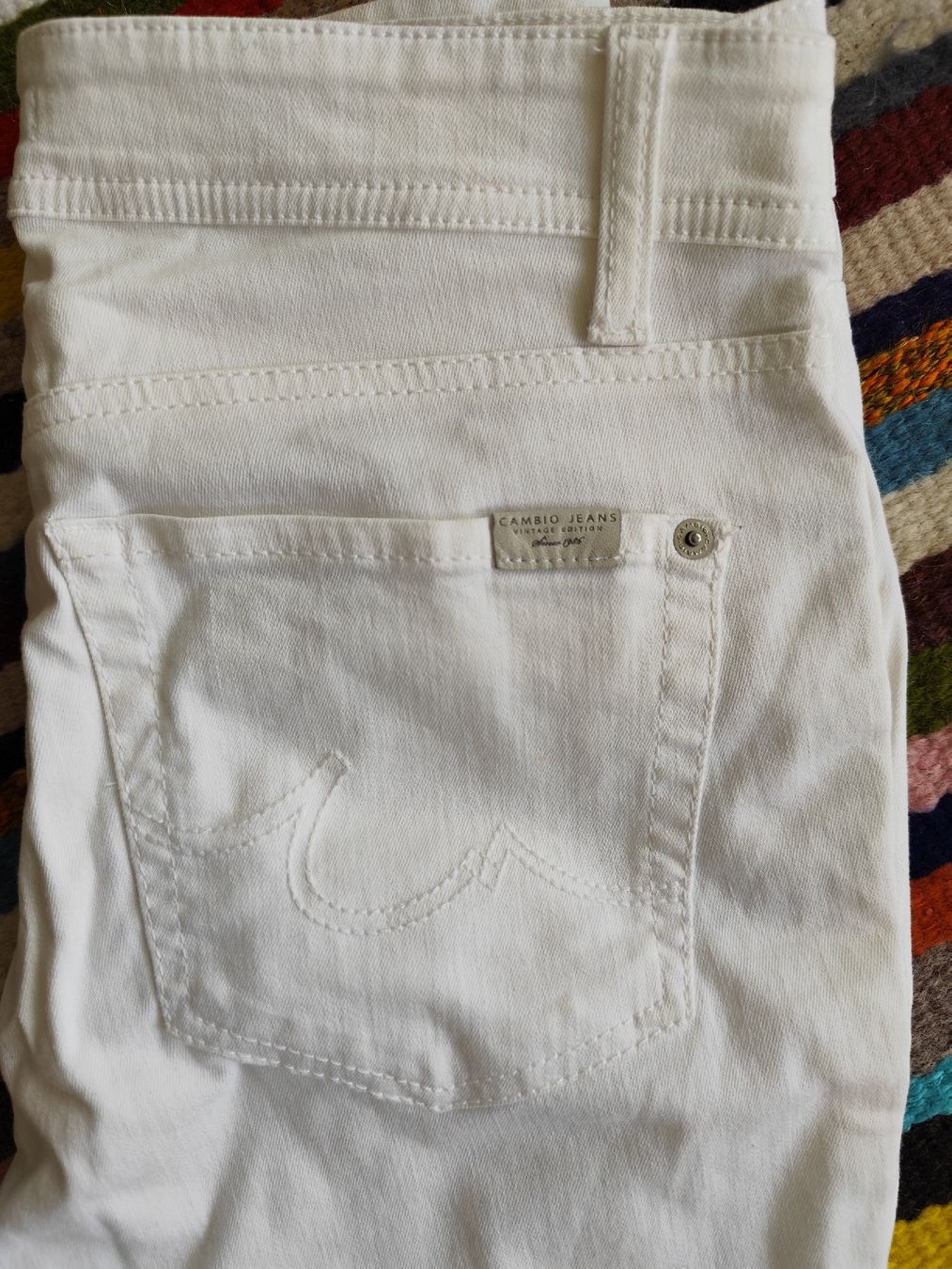 Cambio Jeans: Cambio Jeans weiss – Nuovo (secondo la descrizione) da Rorschach venduto da 669802 1