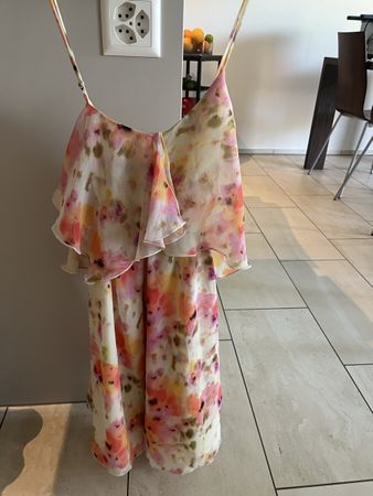 Sommerliches GUESS Kleid, Grösse S, leicht & luftig🌸