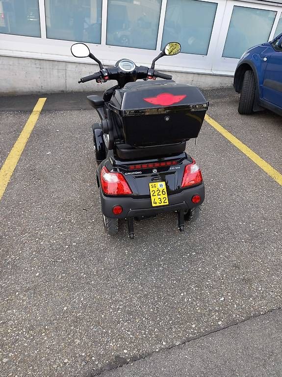 Veicoli elettrici: Seniorenfahrzeug – Usato da Schmerikon venduto da Twingo80 2