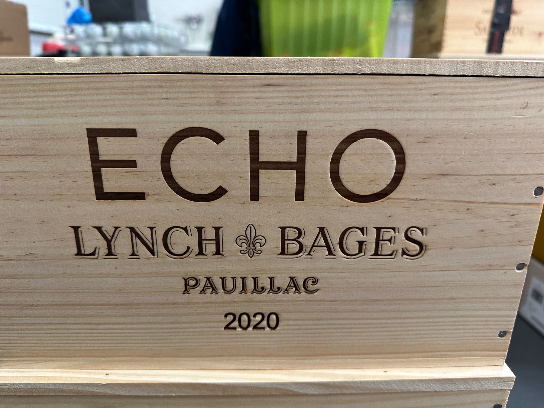 Lynch Bages Vino: Echo de Lynch Bages 2020 OHK 6 Fl – Nuovo e nell'imballaggio originale da Büren SO venduto da Nico59