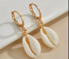 Boucles d'oreilles coquillage dorées
