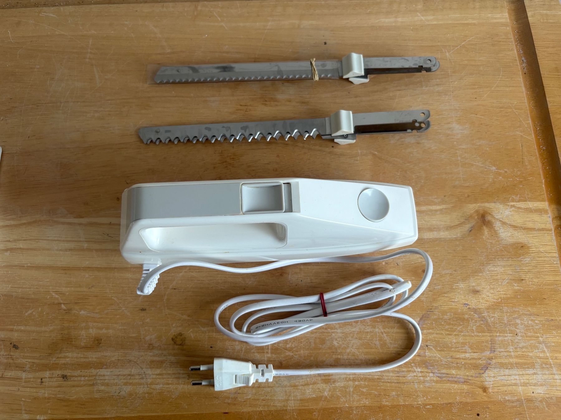 Rotel Elettrodomestici da cucina: Rotel Elektromesser m. 2 Klingen – Usato da Frick venduto da Rukki 1