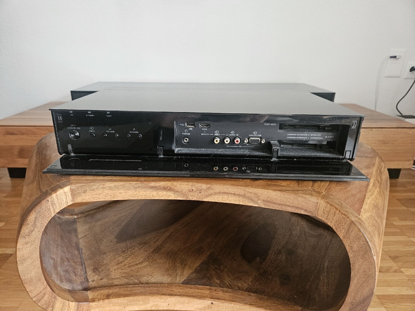 Pioneer Fernseher: Pioneer KRP-500A Flachbildschirmfernseher  – Gebraucht aus Baden von pili1993 5