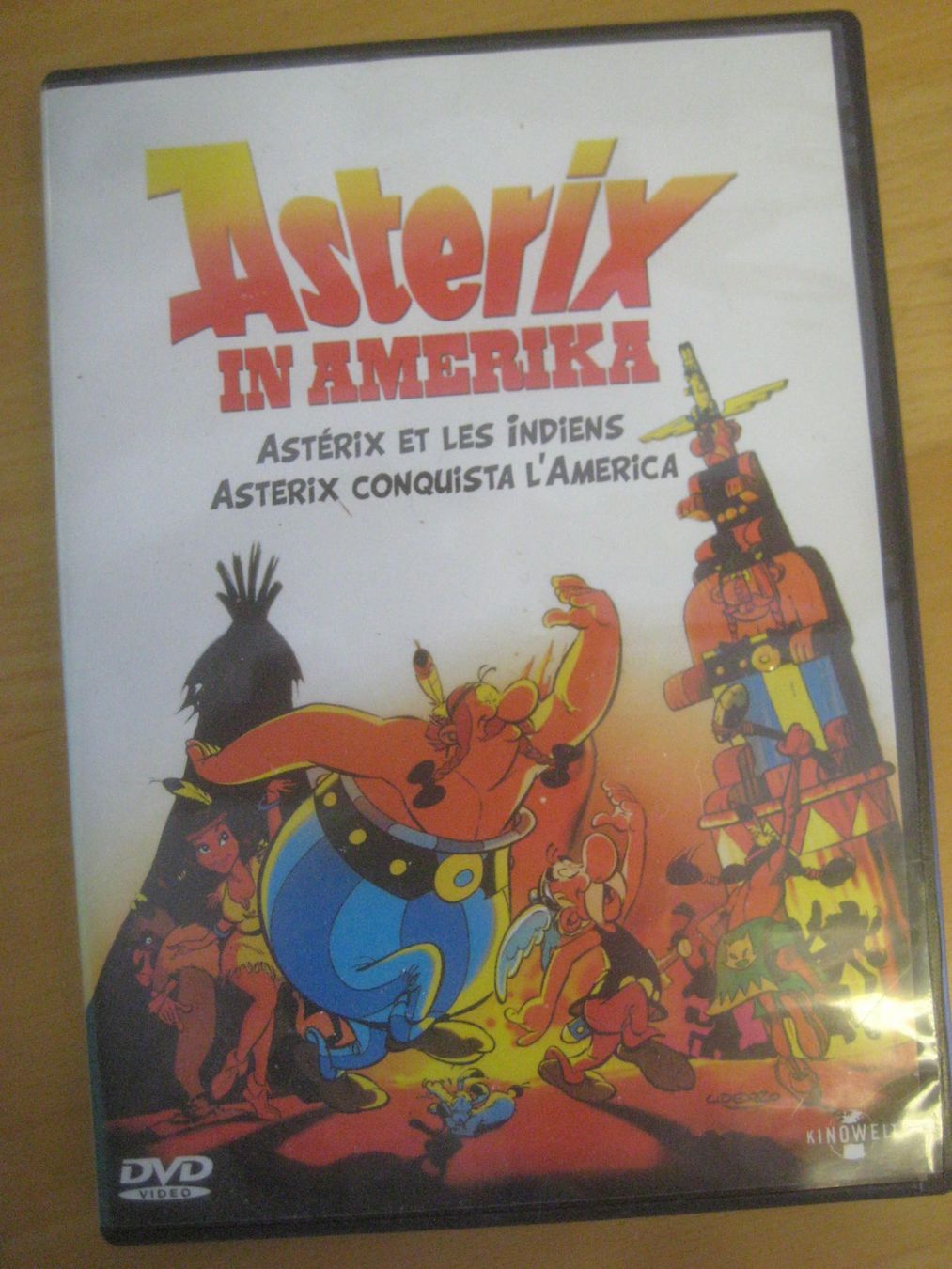 Tutti i DVDs: DVD  ASTERIX   IN AMERIKA – Usato da Uster venduto da flocke1