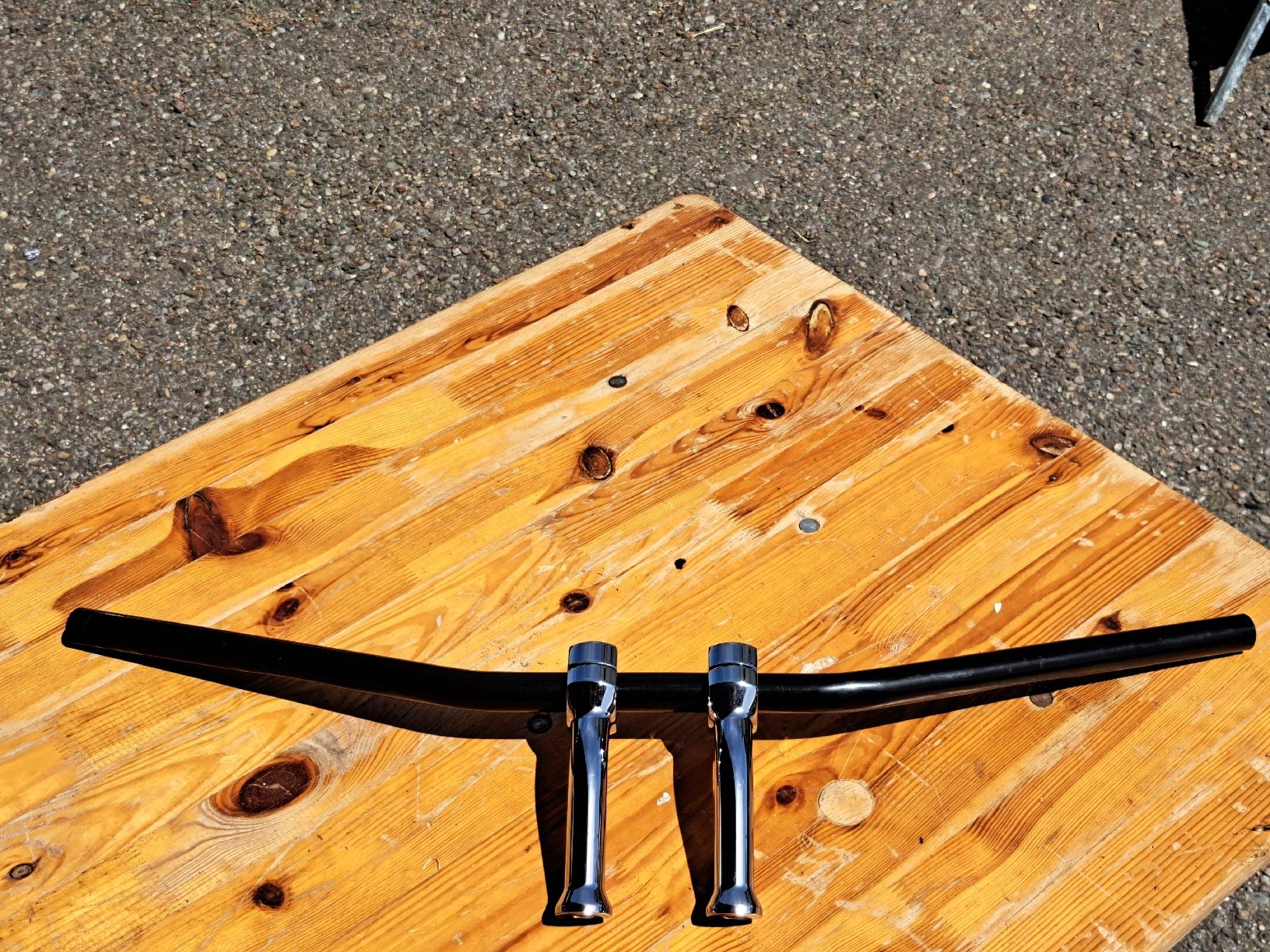 Harley-Davidson Tutti i ricambio per moto: Motorradlenker Drag Bar inkl. Riser chrome – Usato da Jona venduto da Crazy_l 2