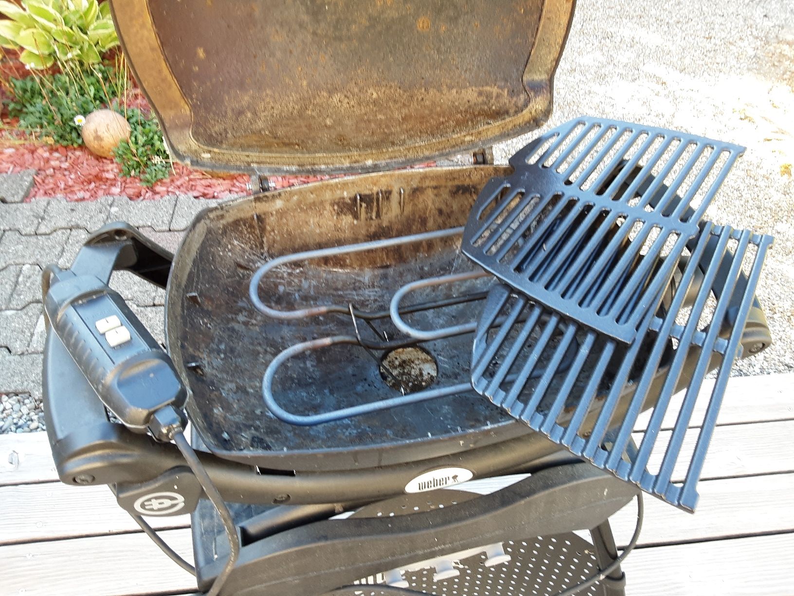 Weber Griglie: Weber Elektrogrill Q 1400 mit Untergestell – Usato da Fulenbach venduto da Hagelhans 2
