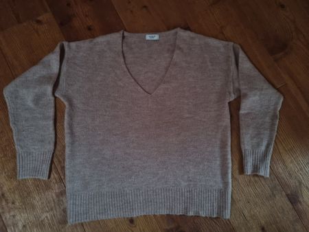 Pulli mit V-Auschnitt, Gr. S, beige
