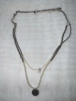 Modeschmuck- Kette silberfarben.