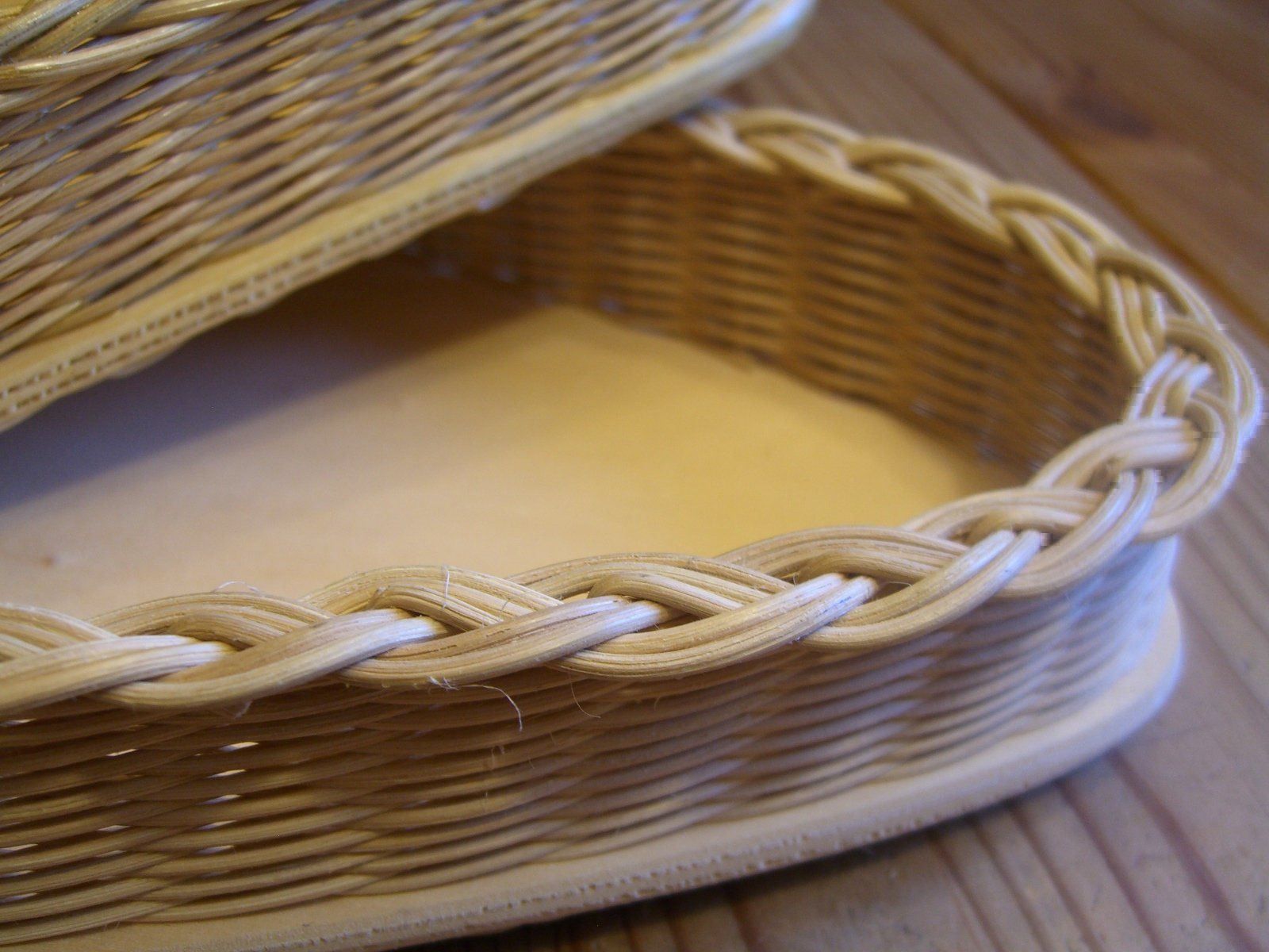 Kit bricolage: 2 dekorative Peddigrohr "Körbchen" – Usato da Winterthur venduto da Gaia 6